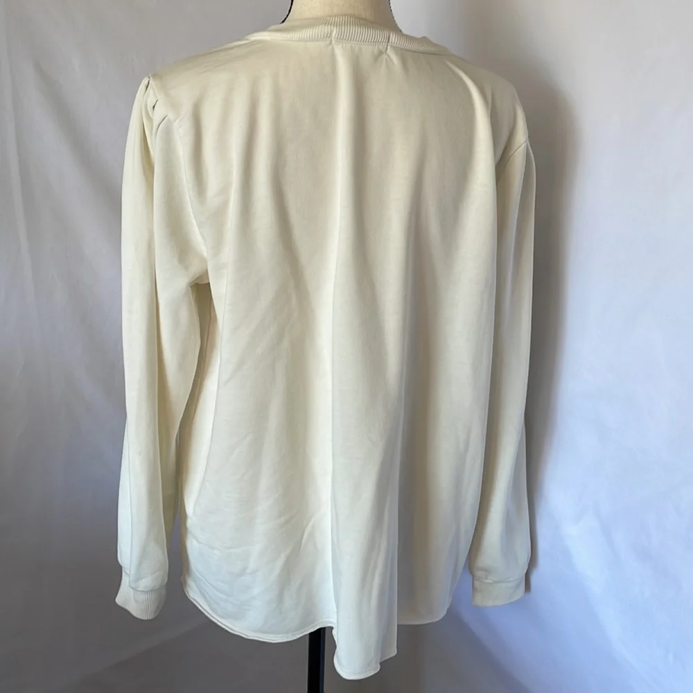 Mododoc Los Angles cream sweatshirt size‎ large pleated shoulders